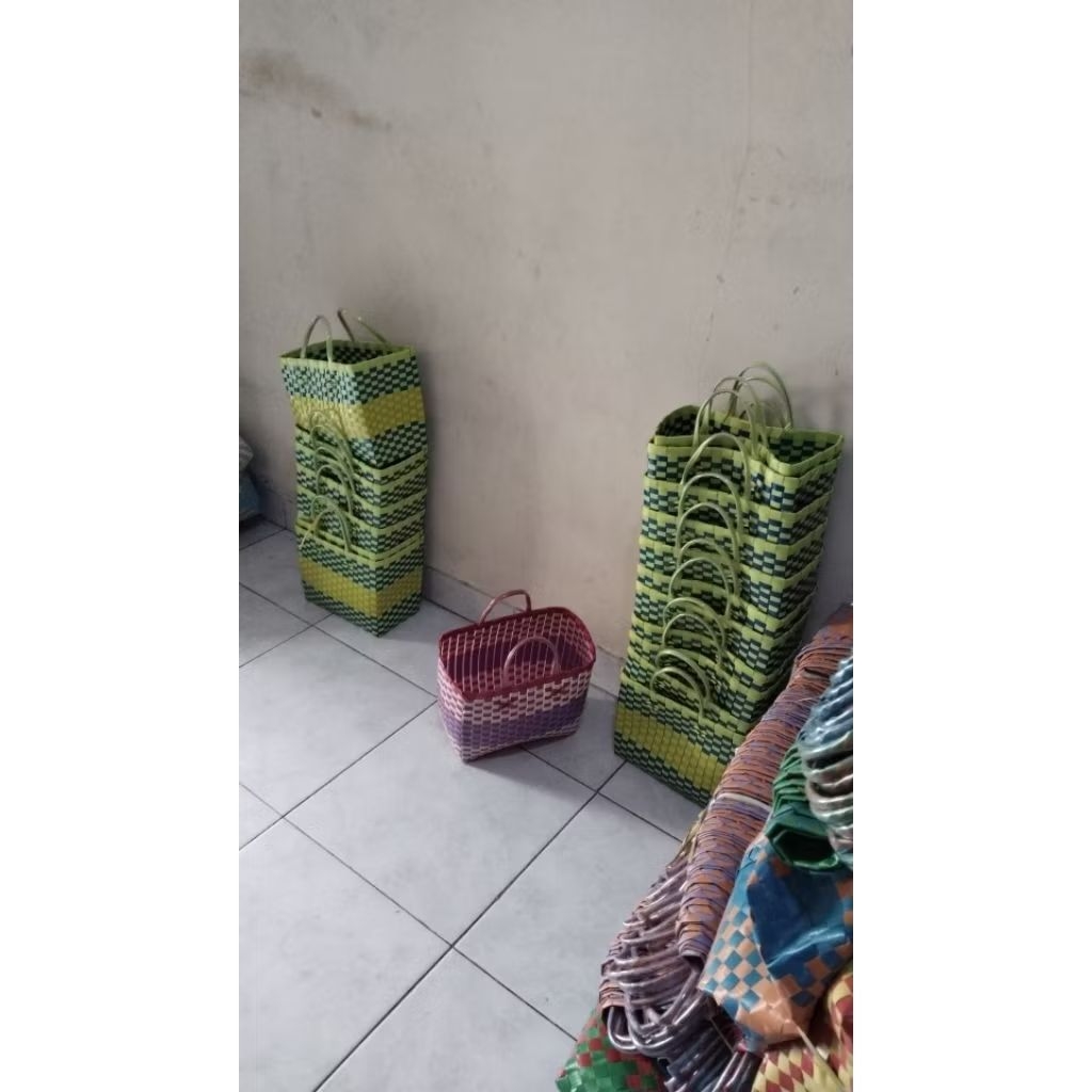 TAS KOTAK ANYAMAN PLASTIK