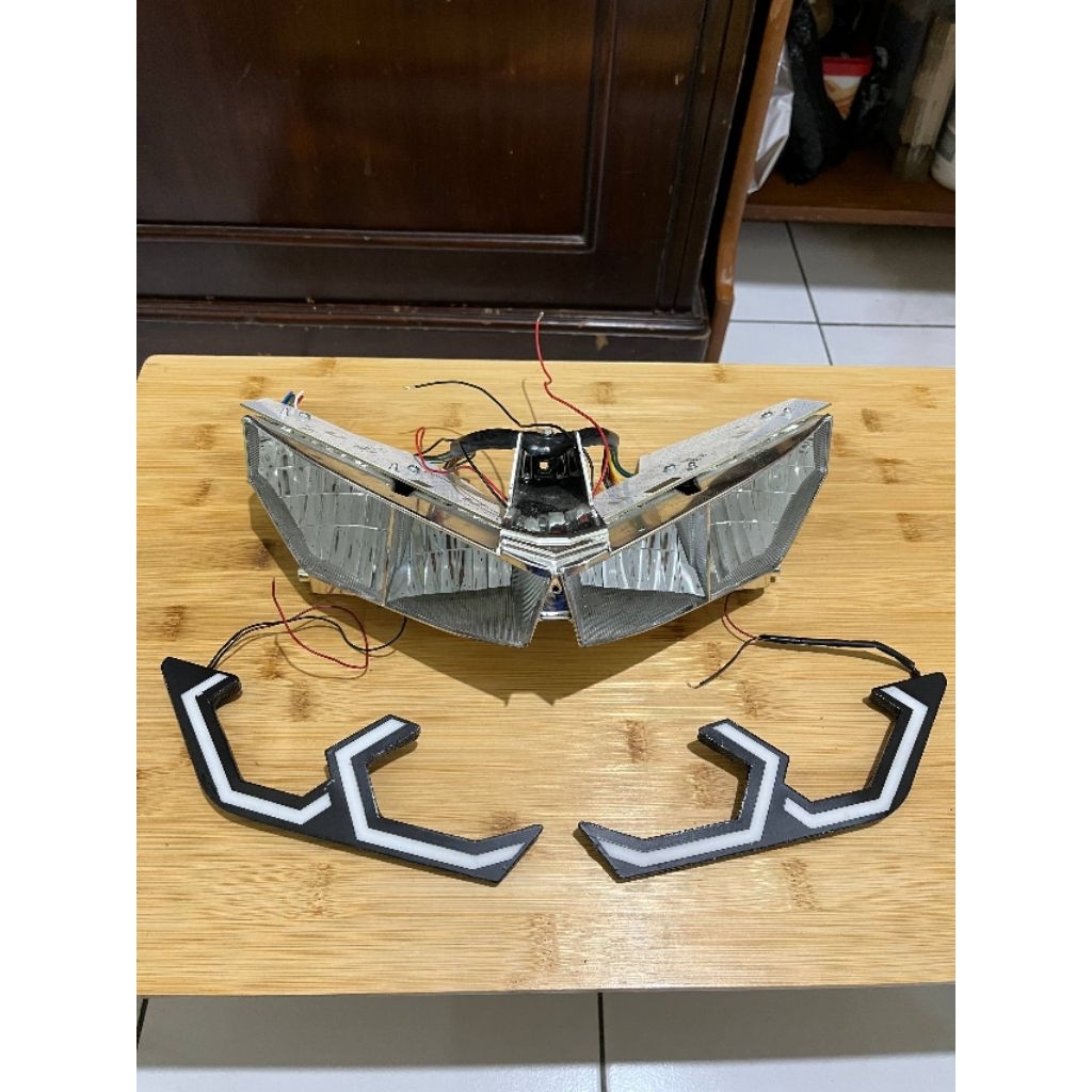 Reflektor & hexa frame vario 125 led new gen 1