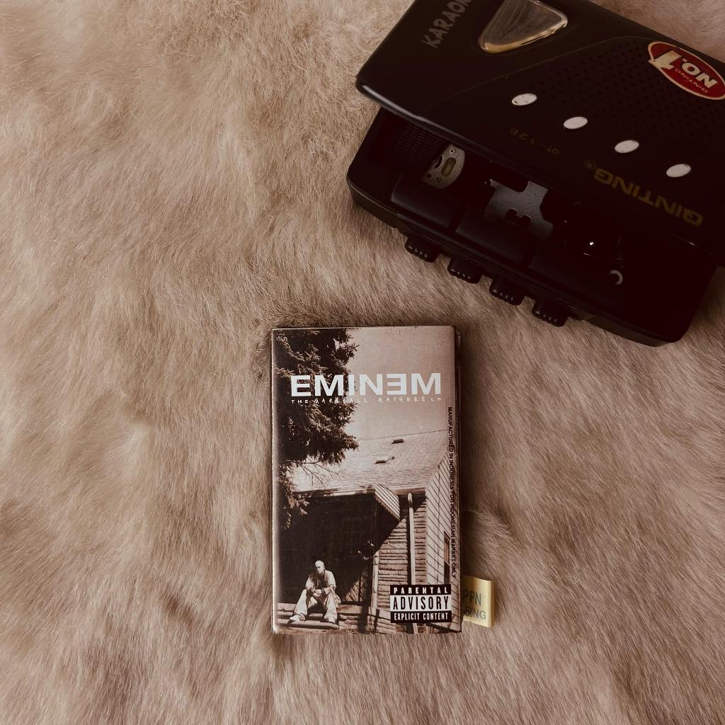 Kaset Pita EMINEM The Marshall Mathers LP Original Hip Hop Legend