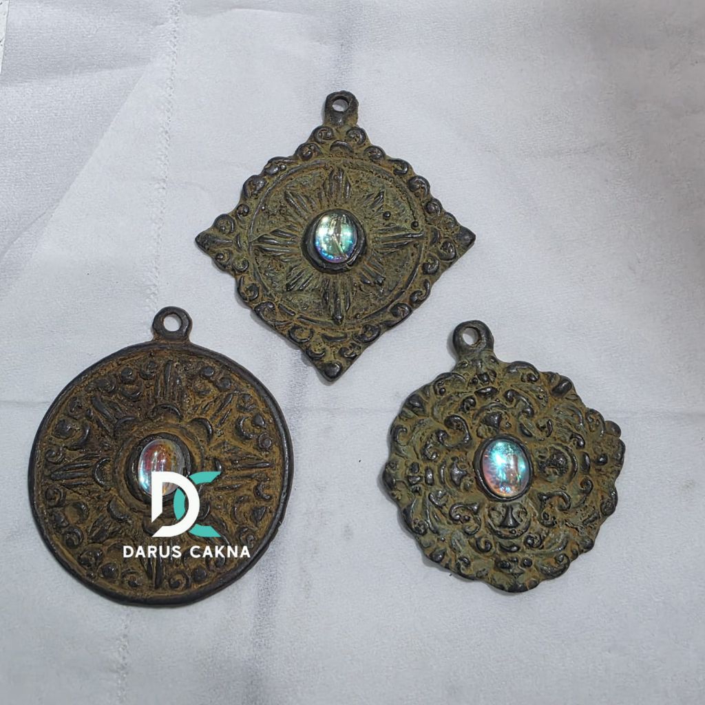 Leontin kalung perunggu batu kalimaya hoby koleksi