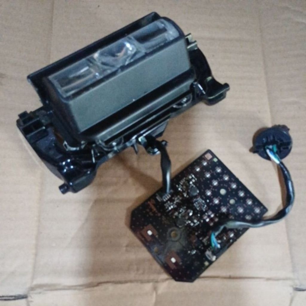 pcb lampu depan scoopy 2025 original