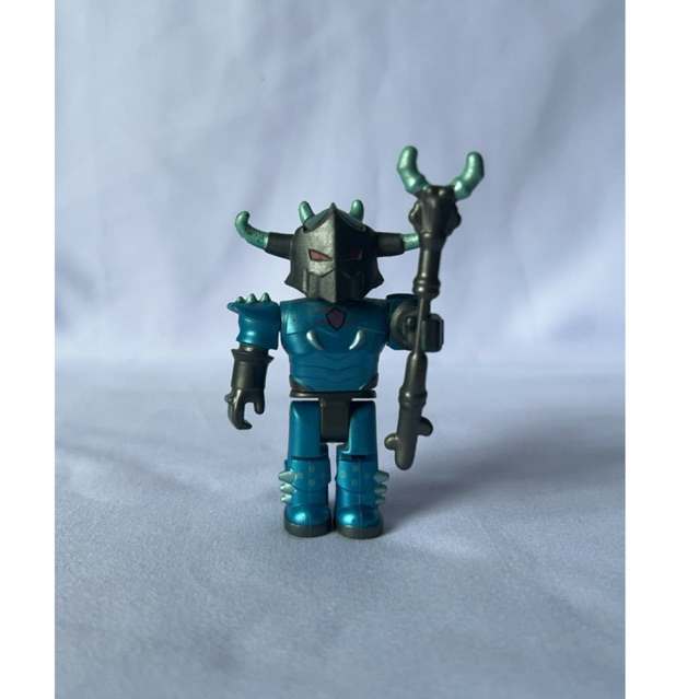 Action Figure Champions- Jazwares Roblox Korblox Mage Blue Armor Knight Fantasy