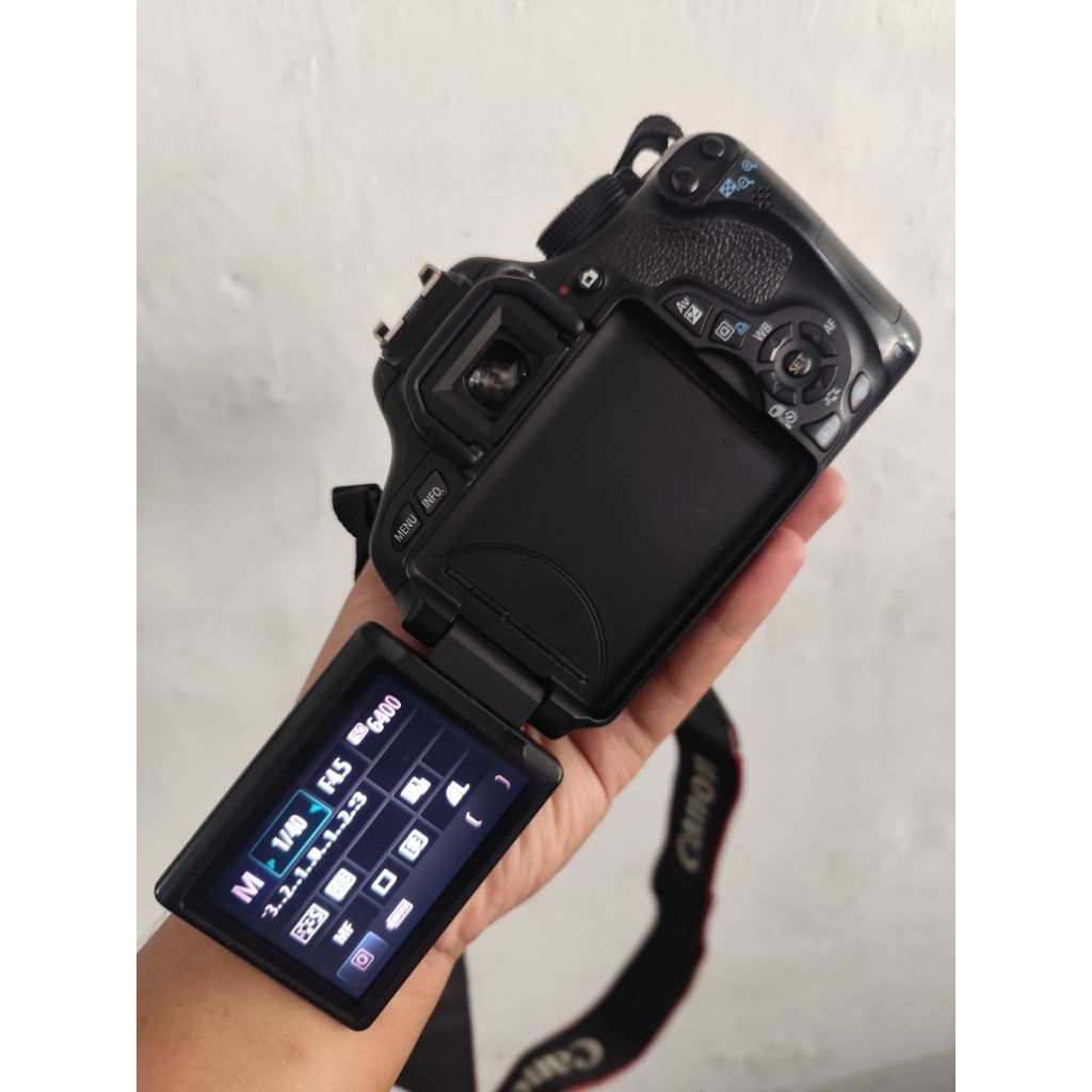 kamera dslr canon 600D bekas murah fotografer fotografi lensa kit