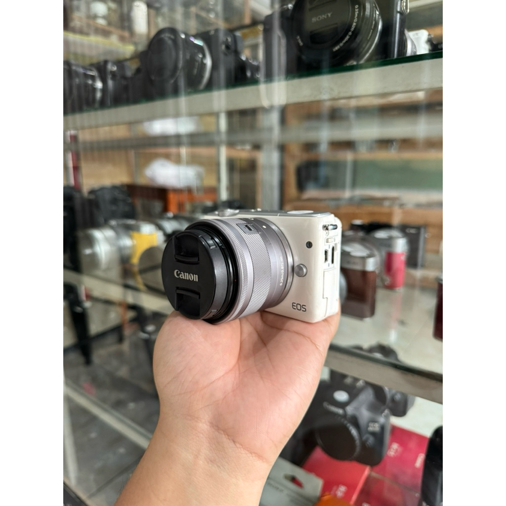 [KAMERA MIRRORLESS] CANON EOS M10 WHITE MULUS SECOND BERGARANSI ORIGINAL
