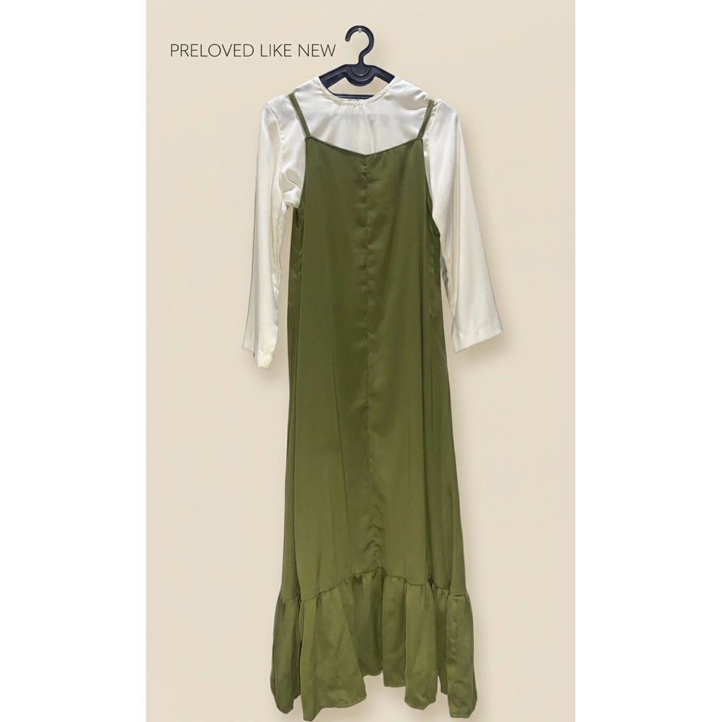 Dress Layer 2in1 Olive + Inner Putih Preloved | Midi Flowy Ruffle Korean Style