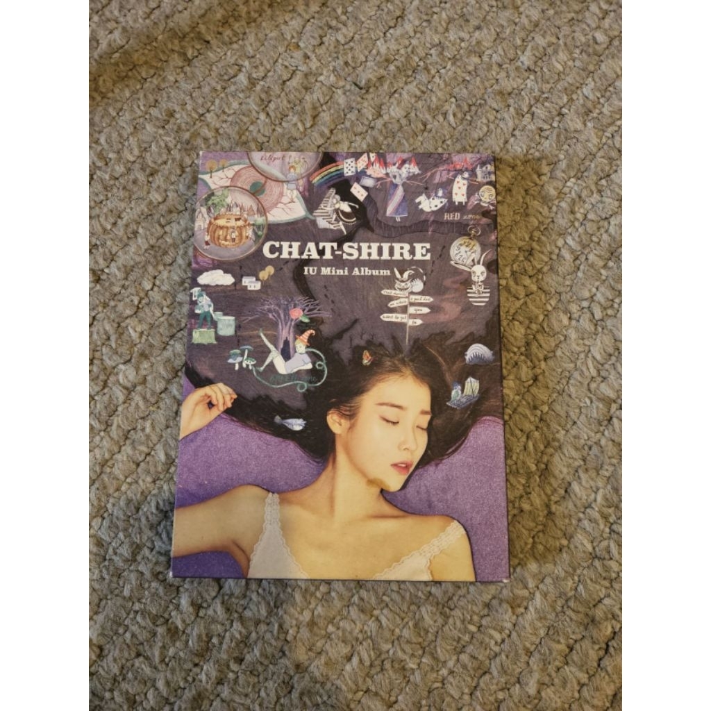 Album IU Chatshire