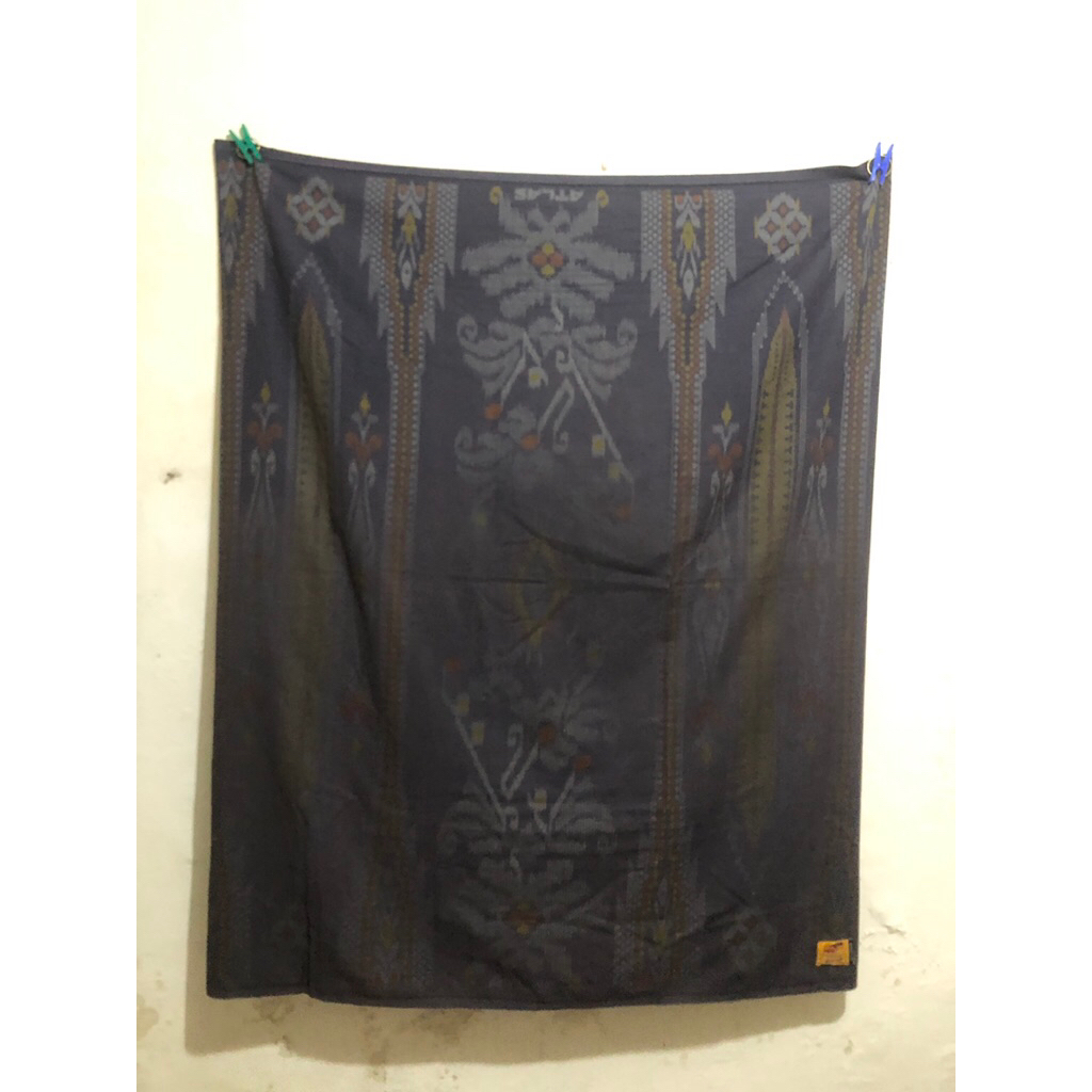SARUNG ATLAS BEKAS/PRELOVED SURABAYA