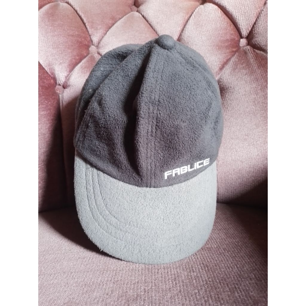 Topi Gunung Outdoor preloved