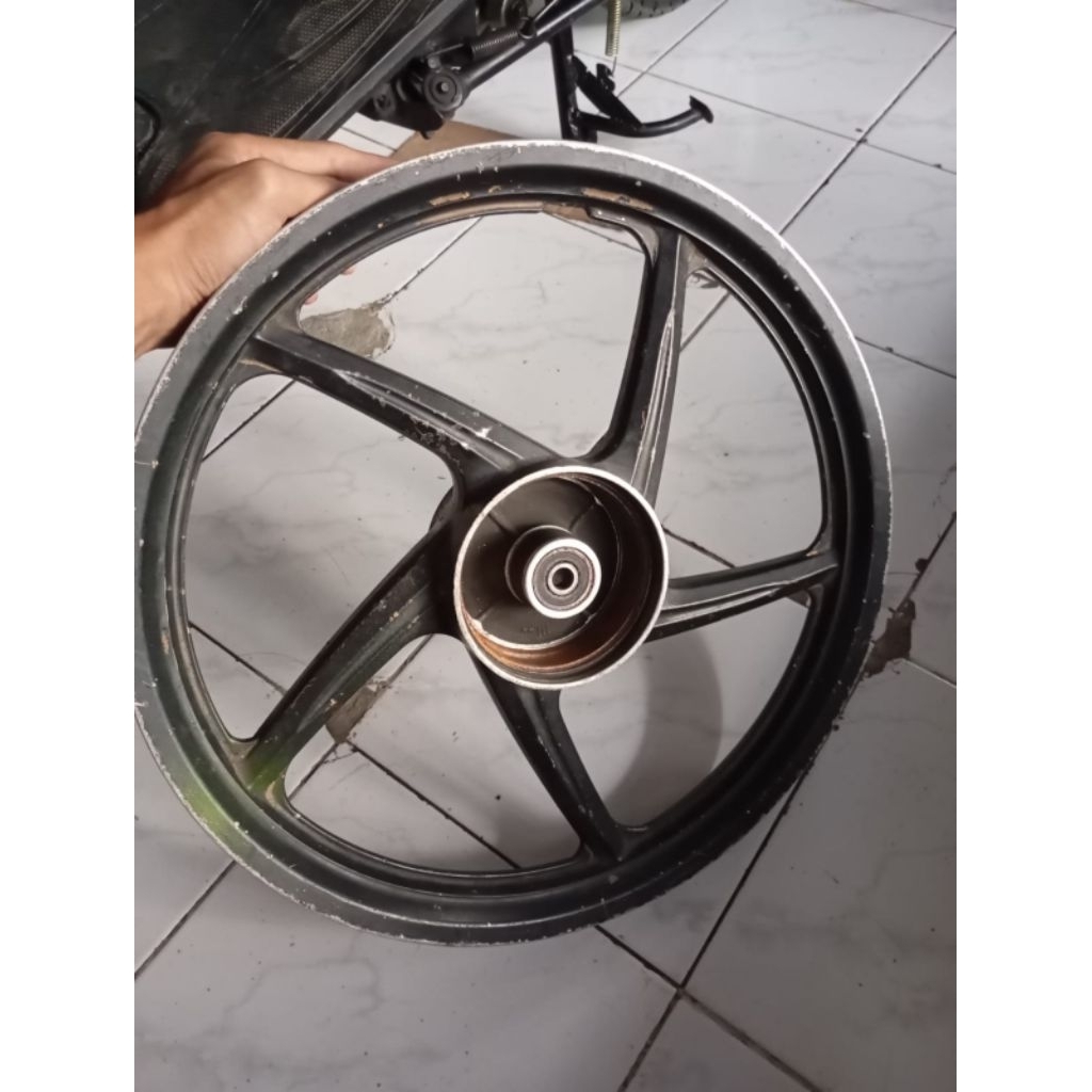 Velg belakang original honda supra x 125 tromol revo absolute kharisma supra fit