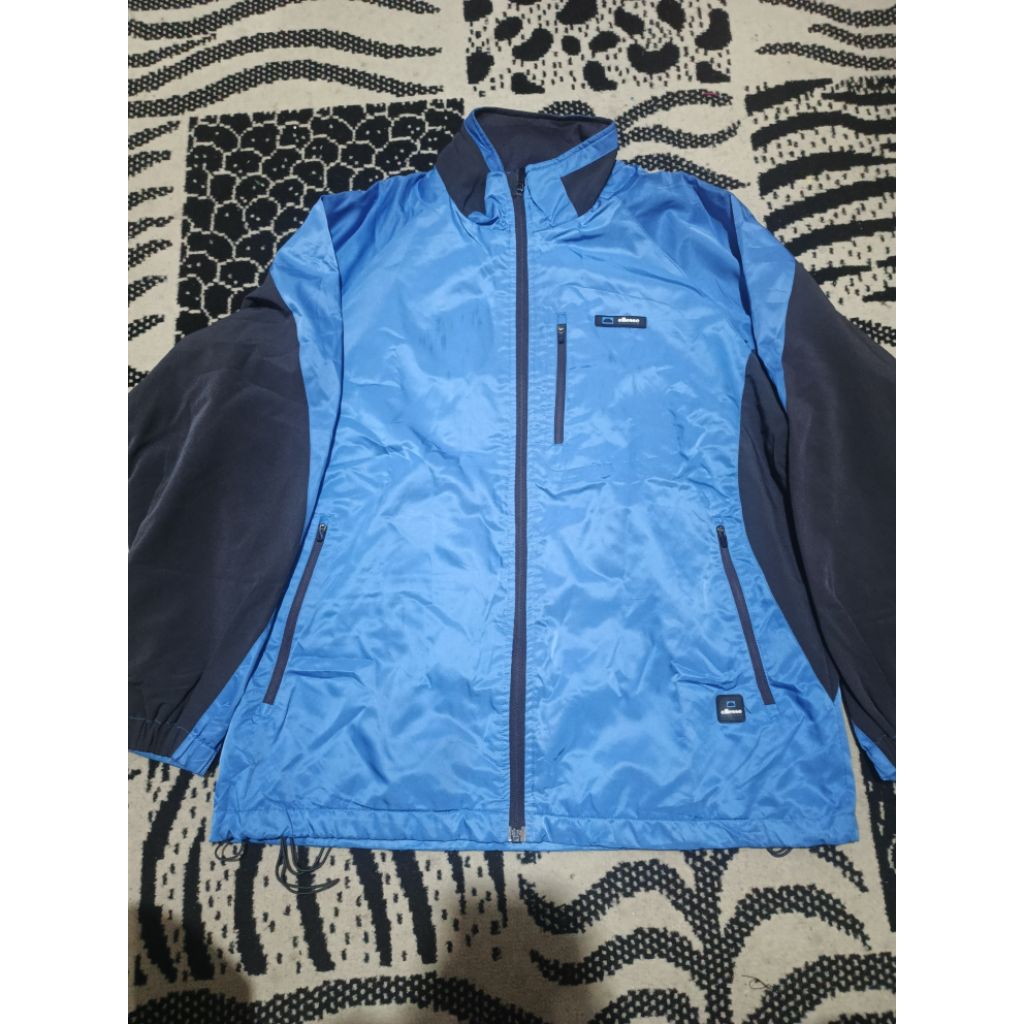 WB ellesse