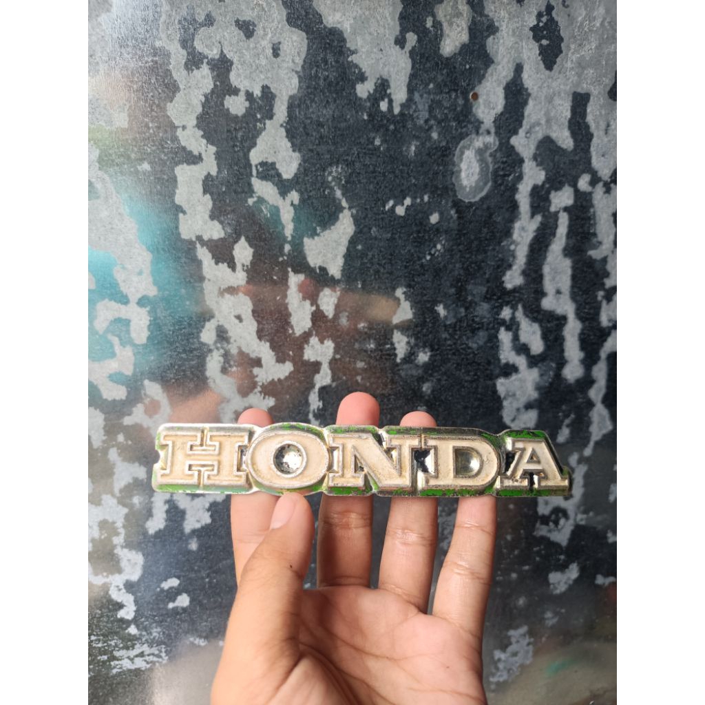 emblem tangki cb125  original kanan R/emblem tangki cb 100 original/emblem gcb 100/125 original