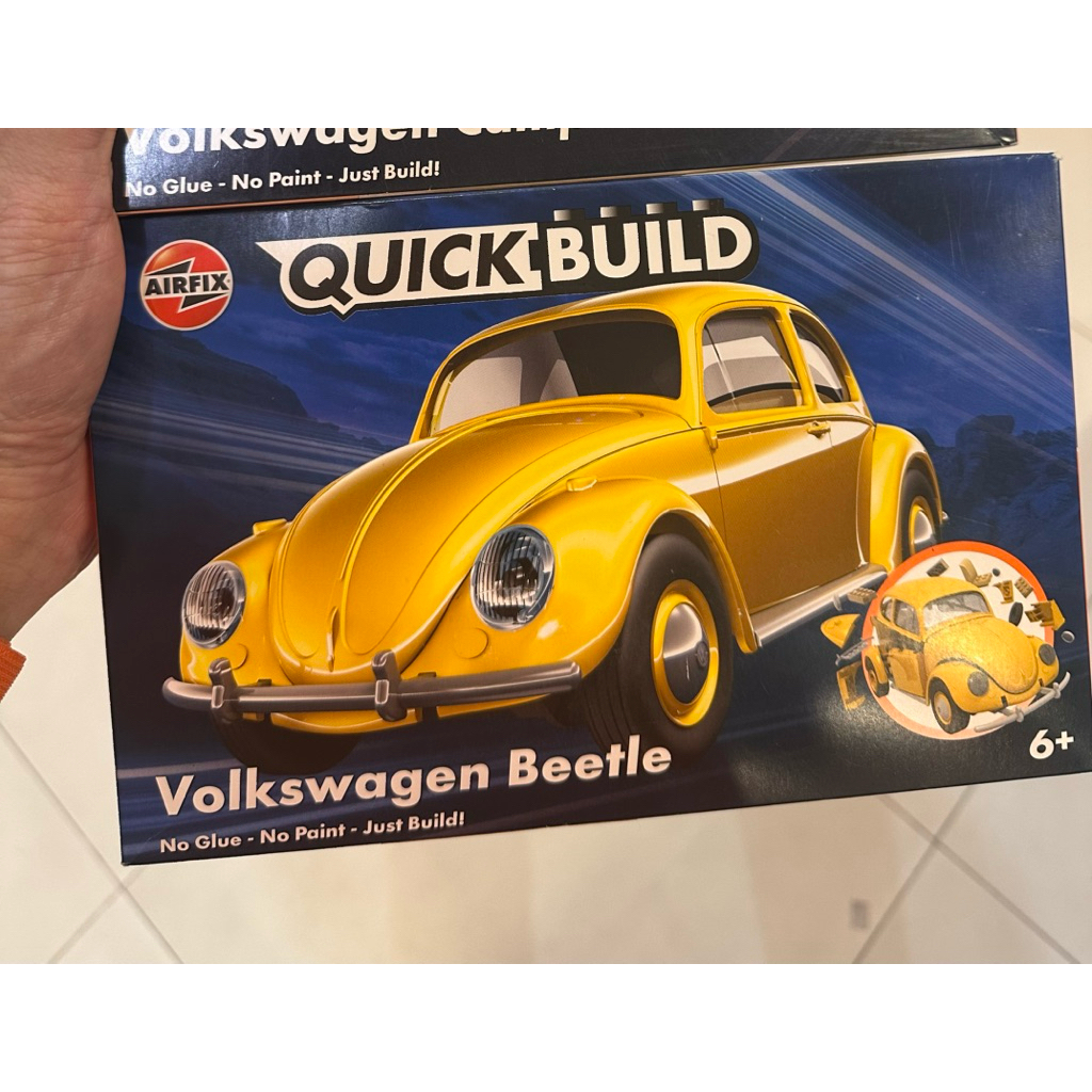 Airfix Quick build VW Beetle YELLOW (new) lego 1:24