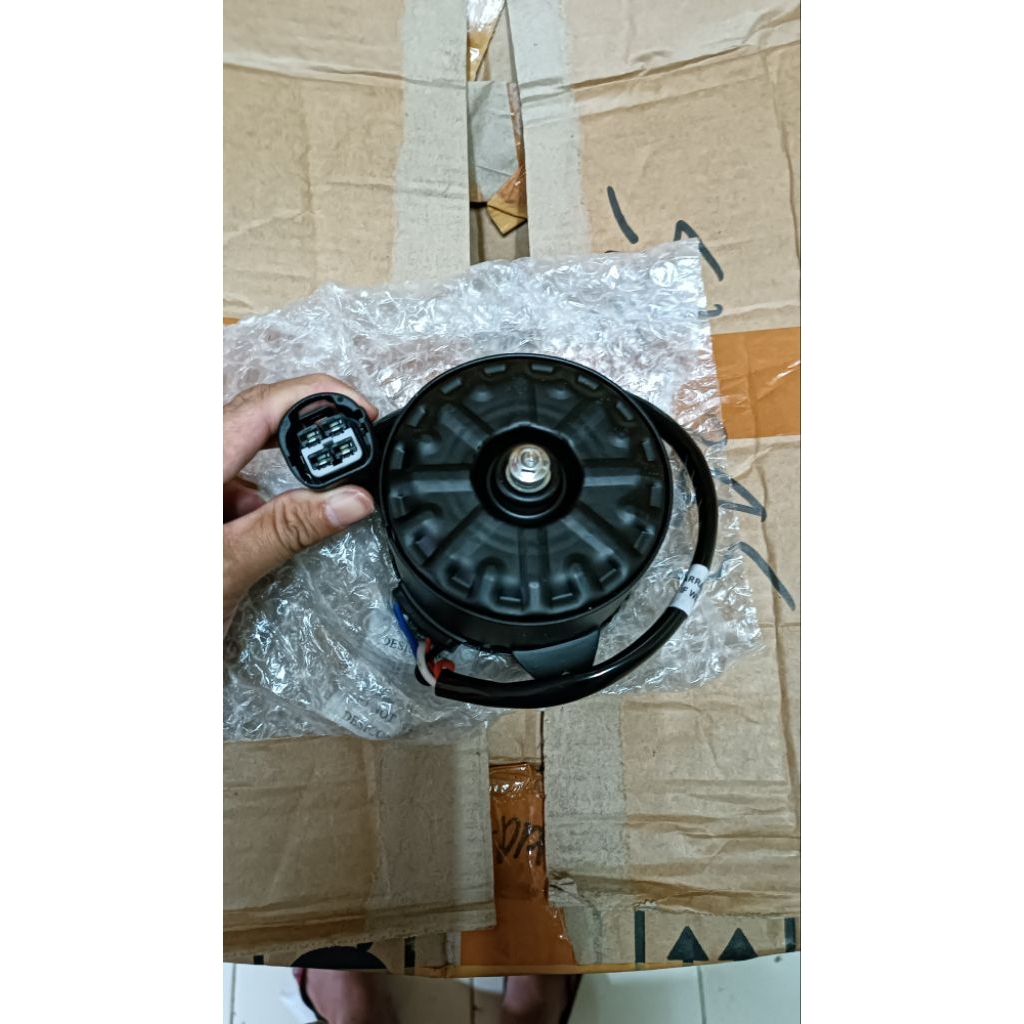 Motor fan radiator aerio japan high quality