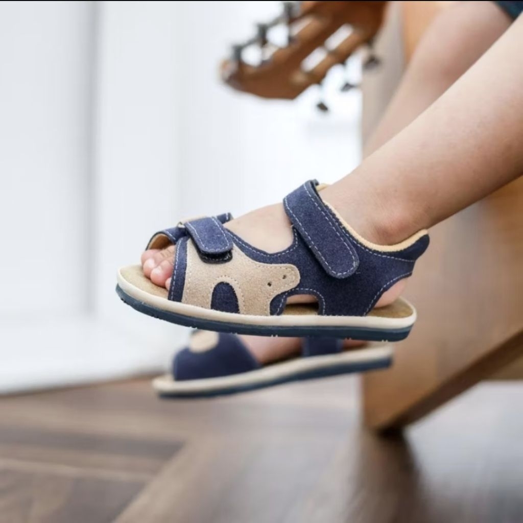 Preloved Poptoe Sand - Navy size 20
