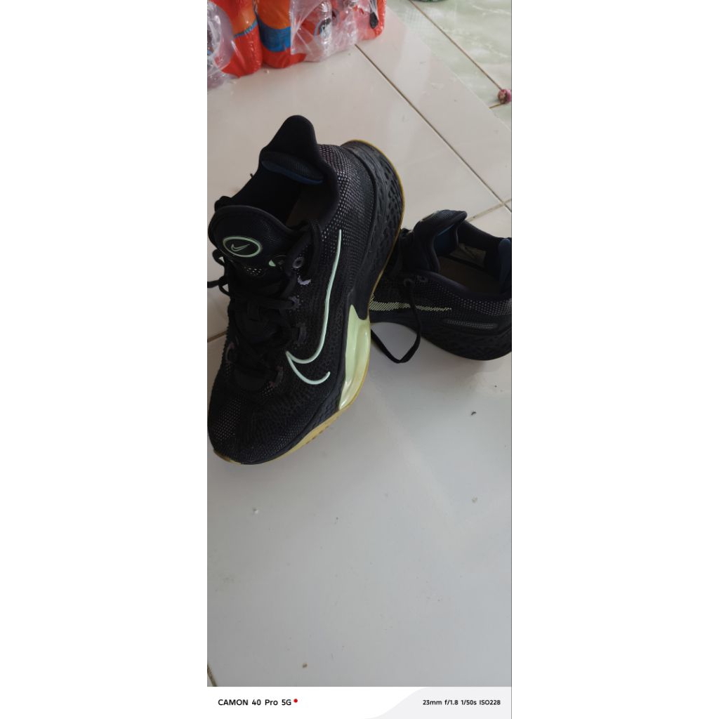 Sepatu Nike zoom Air Original