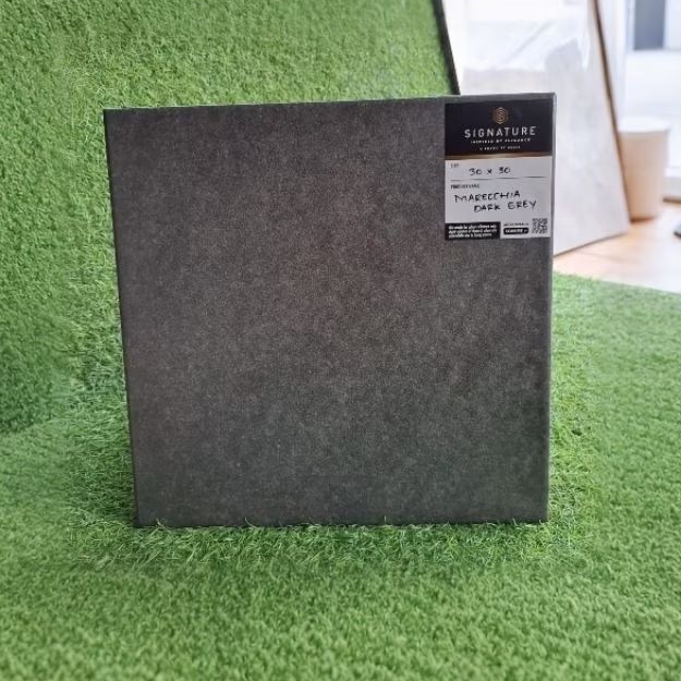 Keramik Lantai 30x30 Marecchia Dark Grey