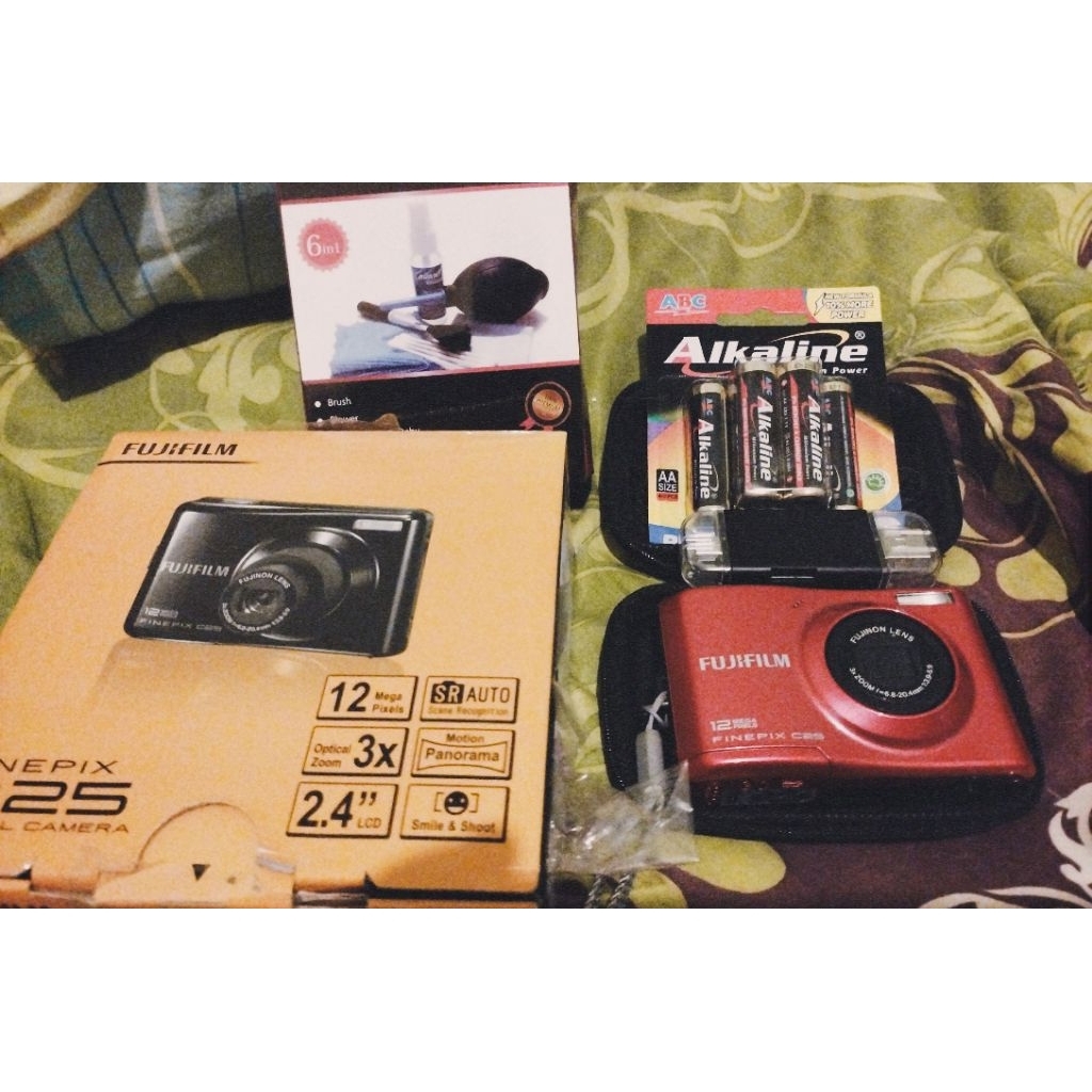 Fujifilm Finepix c25
