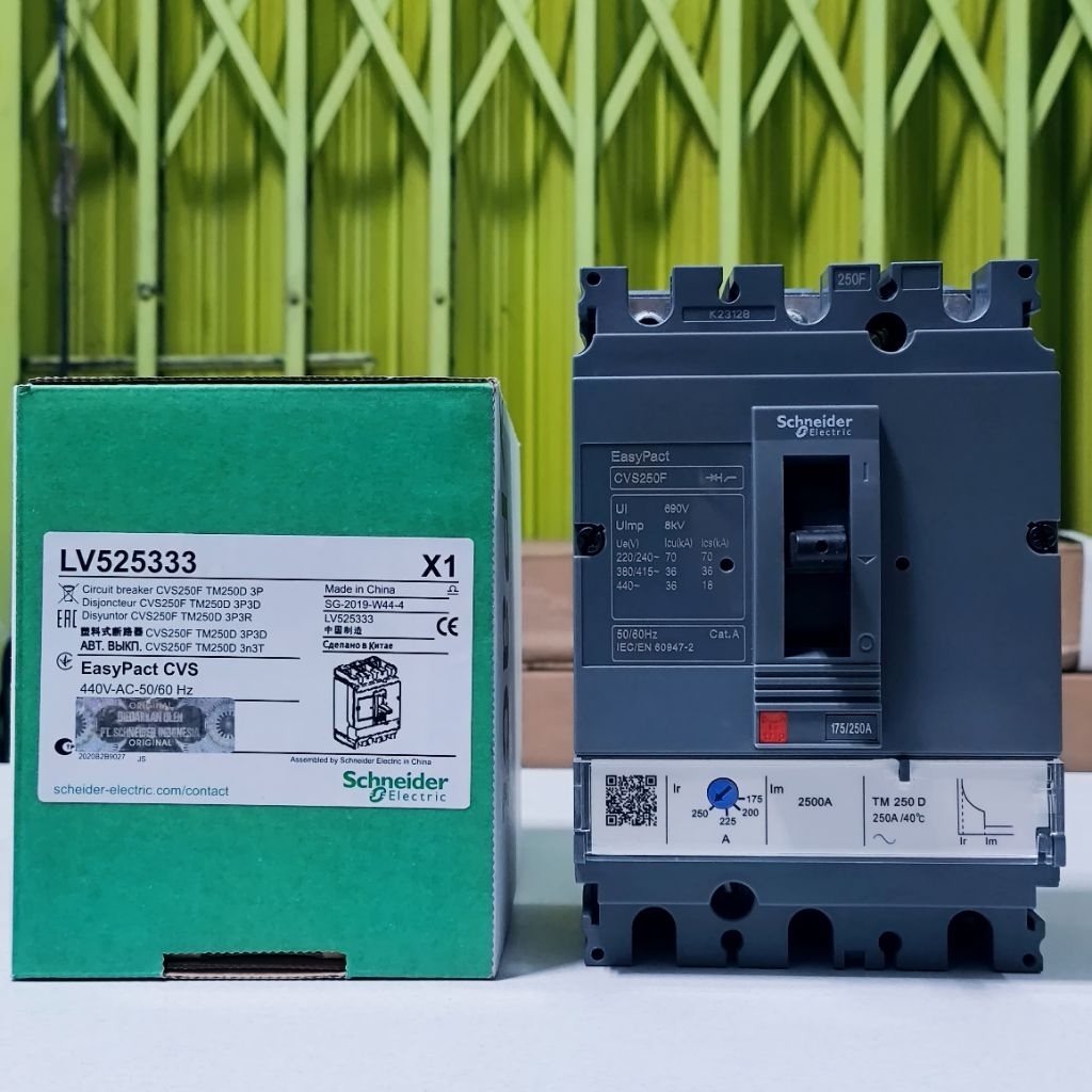 MCCB Breaker CVS250F 3P 250A TM250D 3Pole CVS250F 3Phase 250 A 3 PHASE 3 POLE