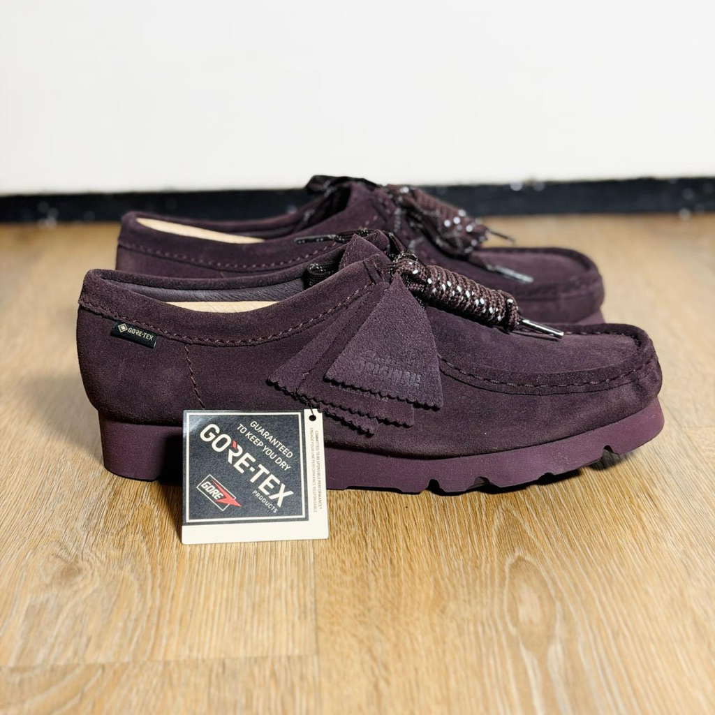 Clarks Wallabee GTX GoreTex Purple BNIBWT Original 100%  Size : 39.5 ( 25 cm )