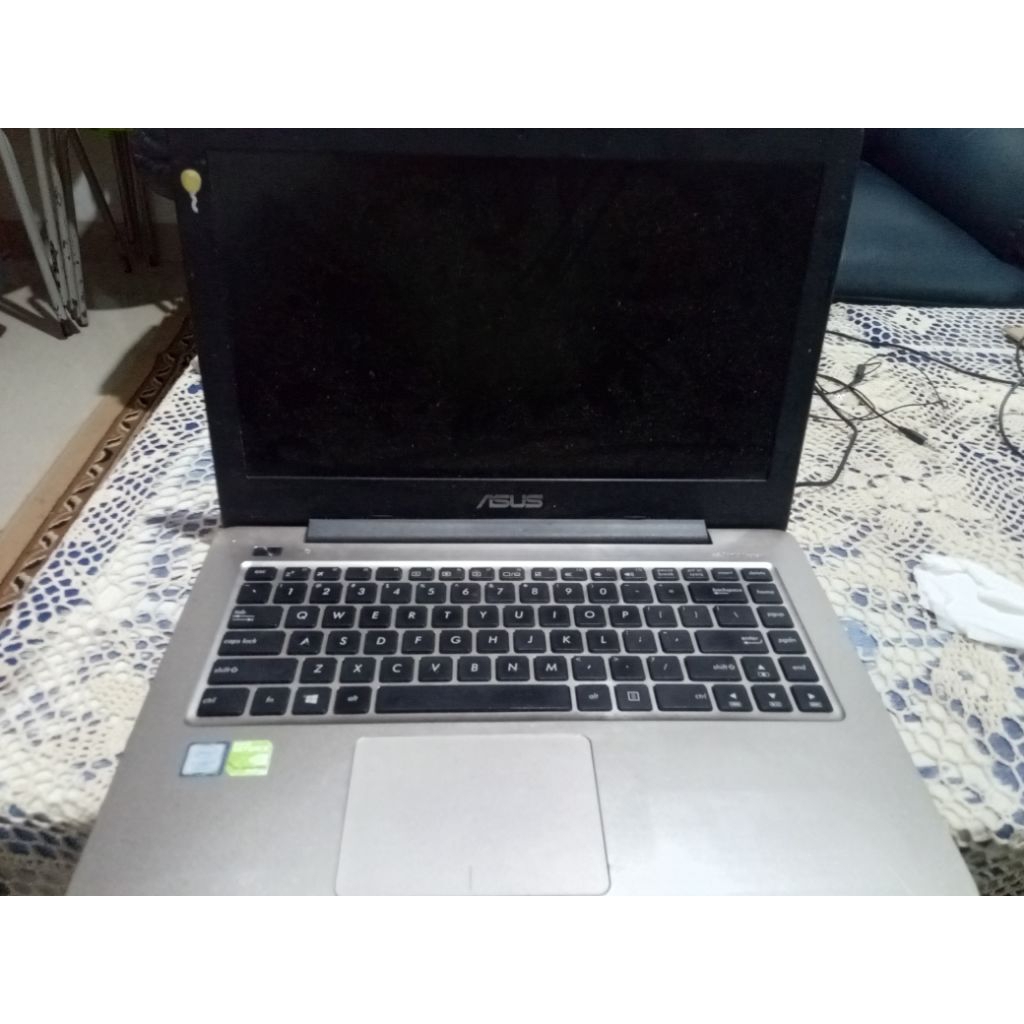 Laptop Asus Core i7 gen 7