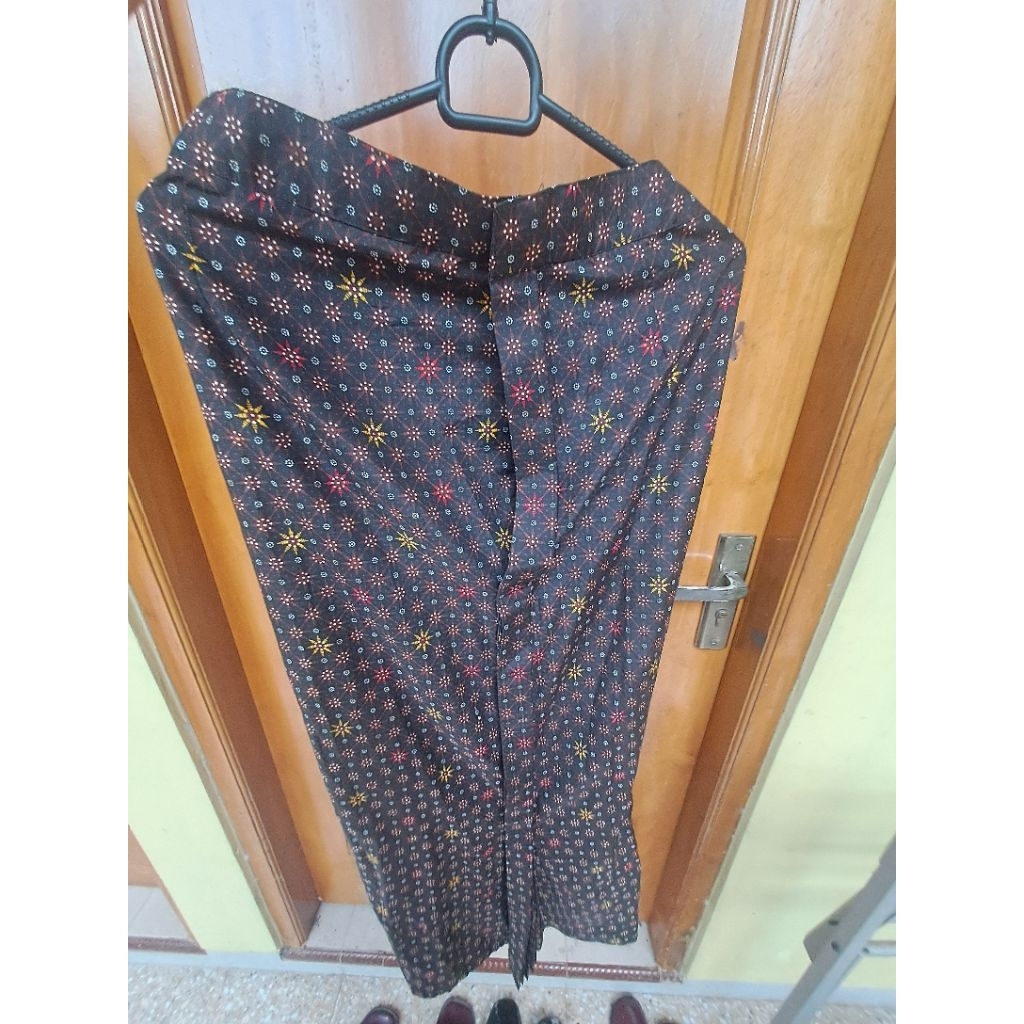 [PRELOVED] Rok Span Wiru Katun Batik Jarik Solo Motif Truntum