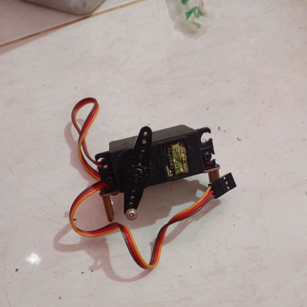 mounting mn custom pnp servo besar untk rc 1/10
