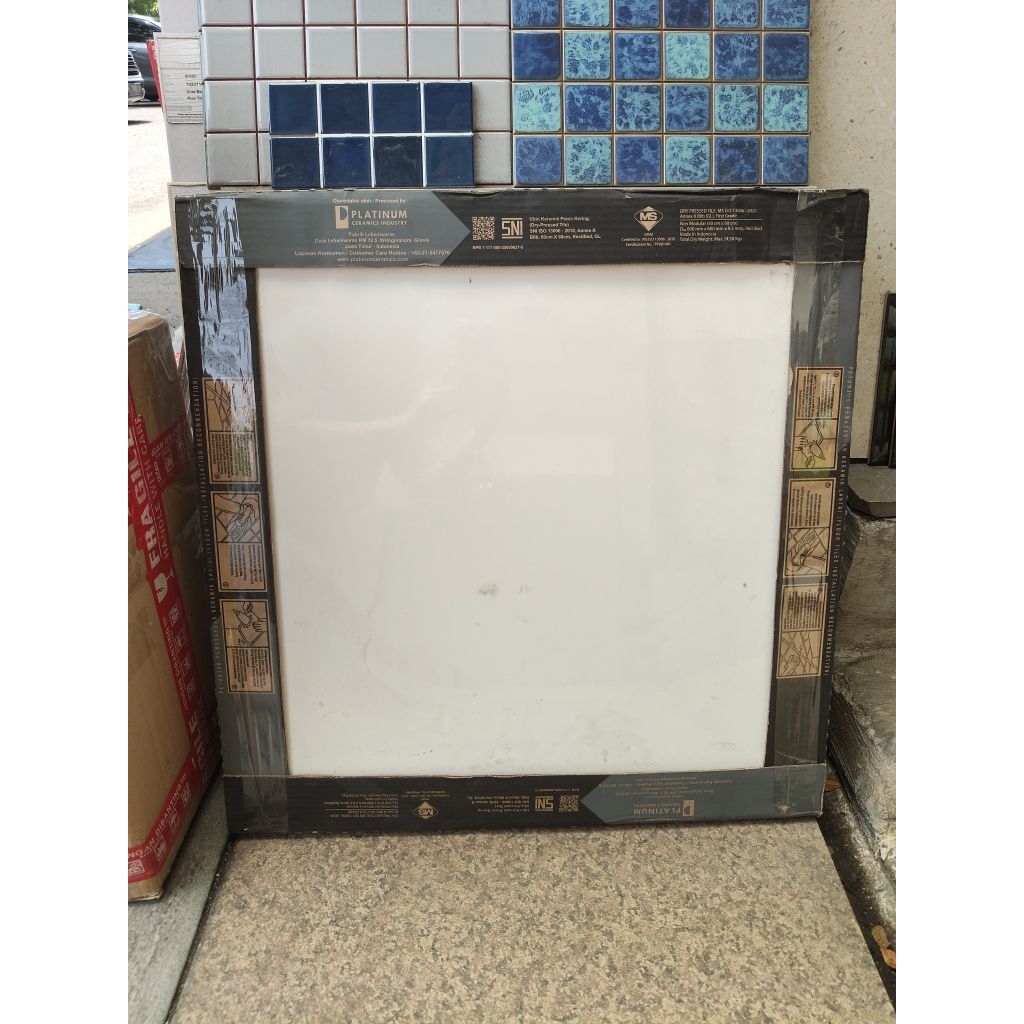 keramik platinum salsa white 60x60 rectified isi 4 pcs 1.44m² gradeA