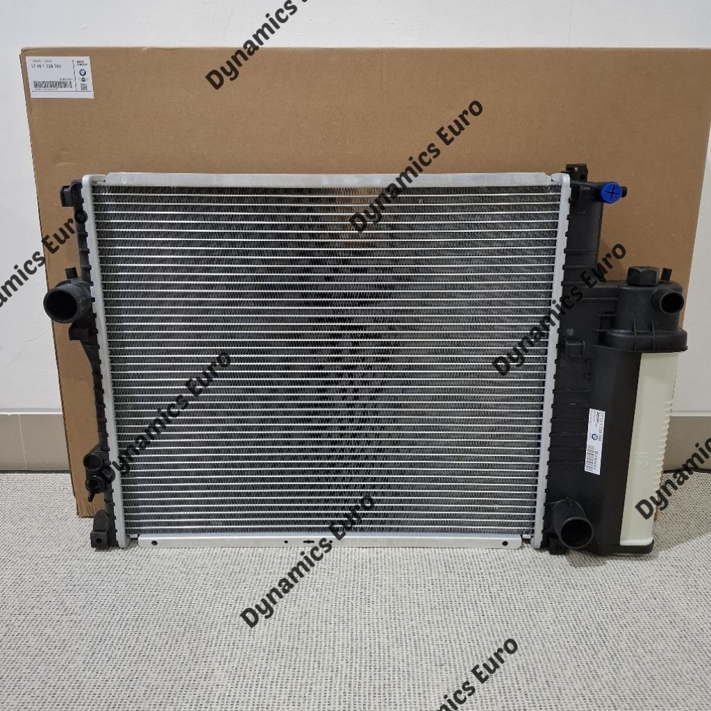 RADIATOR BMW E34 E36 518i 520i 525i M50 ORIGINAL BMW GERMANY 17101728769