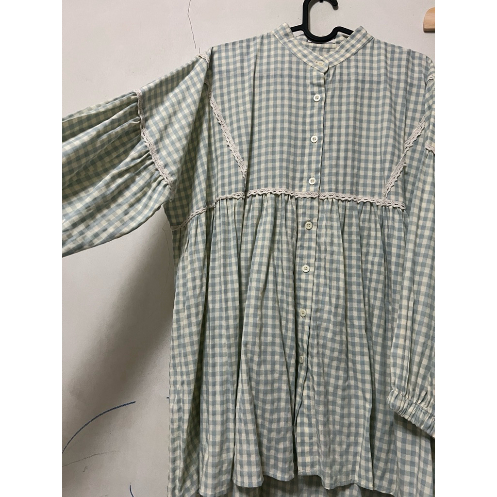 preloved kemeja by Mahara