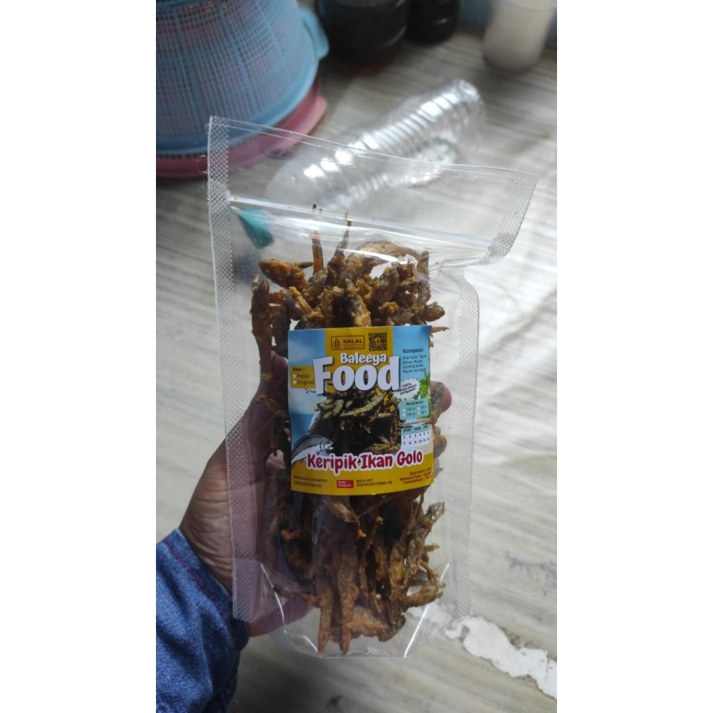 keripik ikan golo/teri kumis