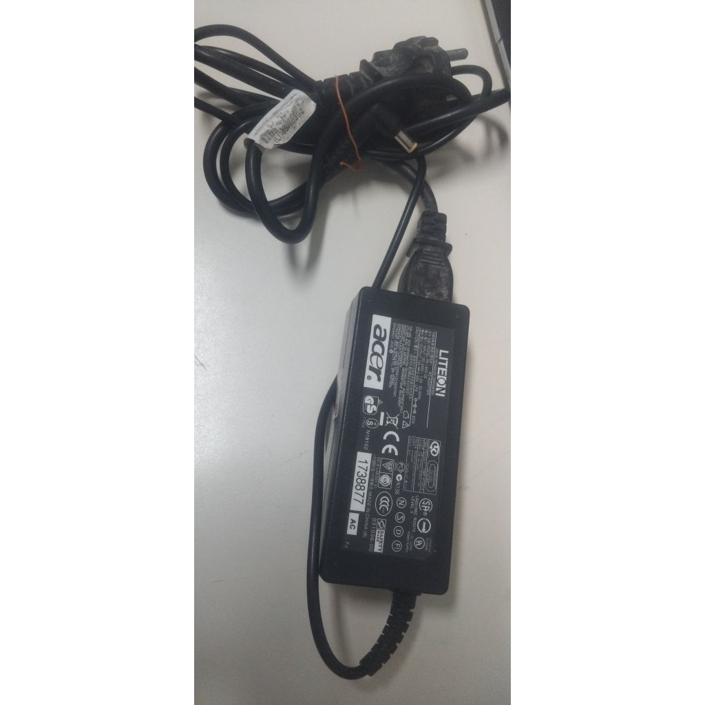Adaptor charger laptop acer aspire 4750