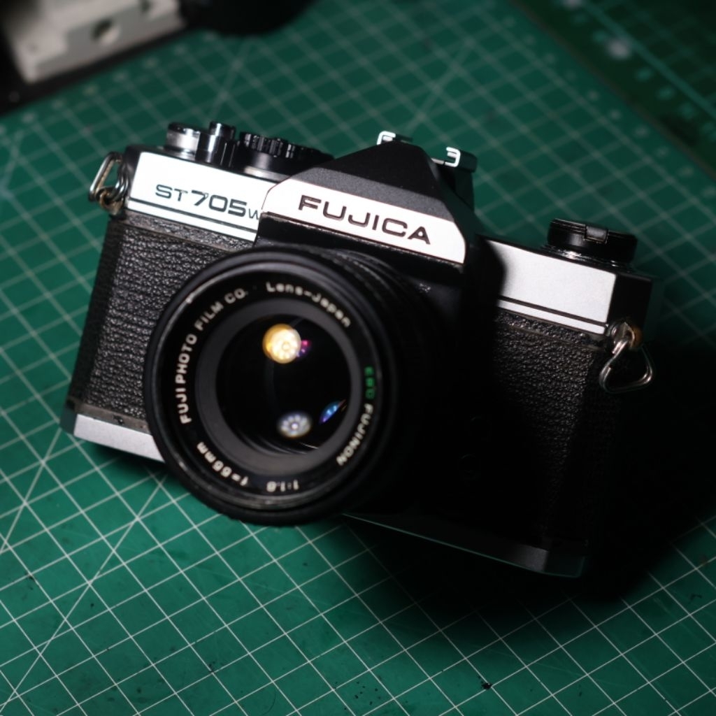 (Cla'd) [Film Tested] Fujica ST705w Kamera Analog SLR + EBC Fujinon 55mm F/1.8