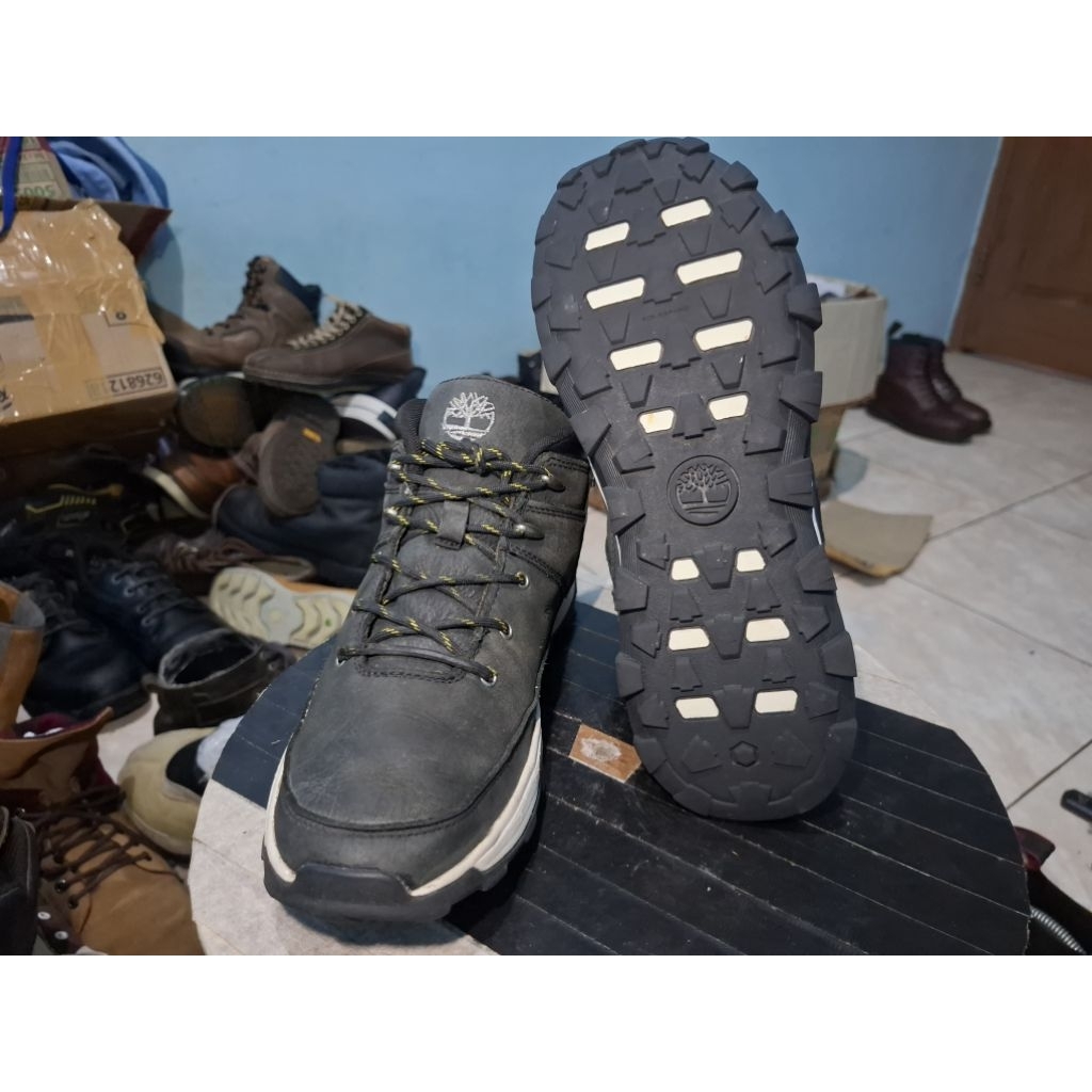 Sepatu Boots Second Timberland Size 39 berzipper