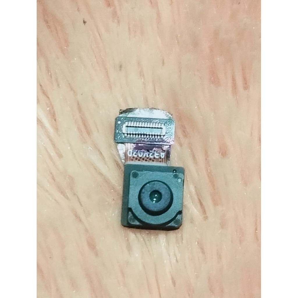 kamera depan oppo reno 5f copotan