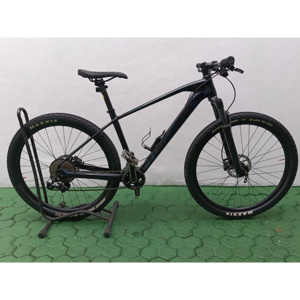 UNITED KYROS CARBON 2.10 TERBARU 2020/2021- Size.M / Ban 27,5- SPEK STANDAR PABRIK- FRAME CARBON RIN