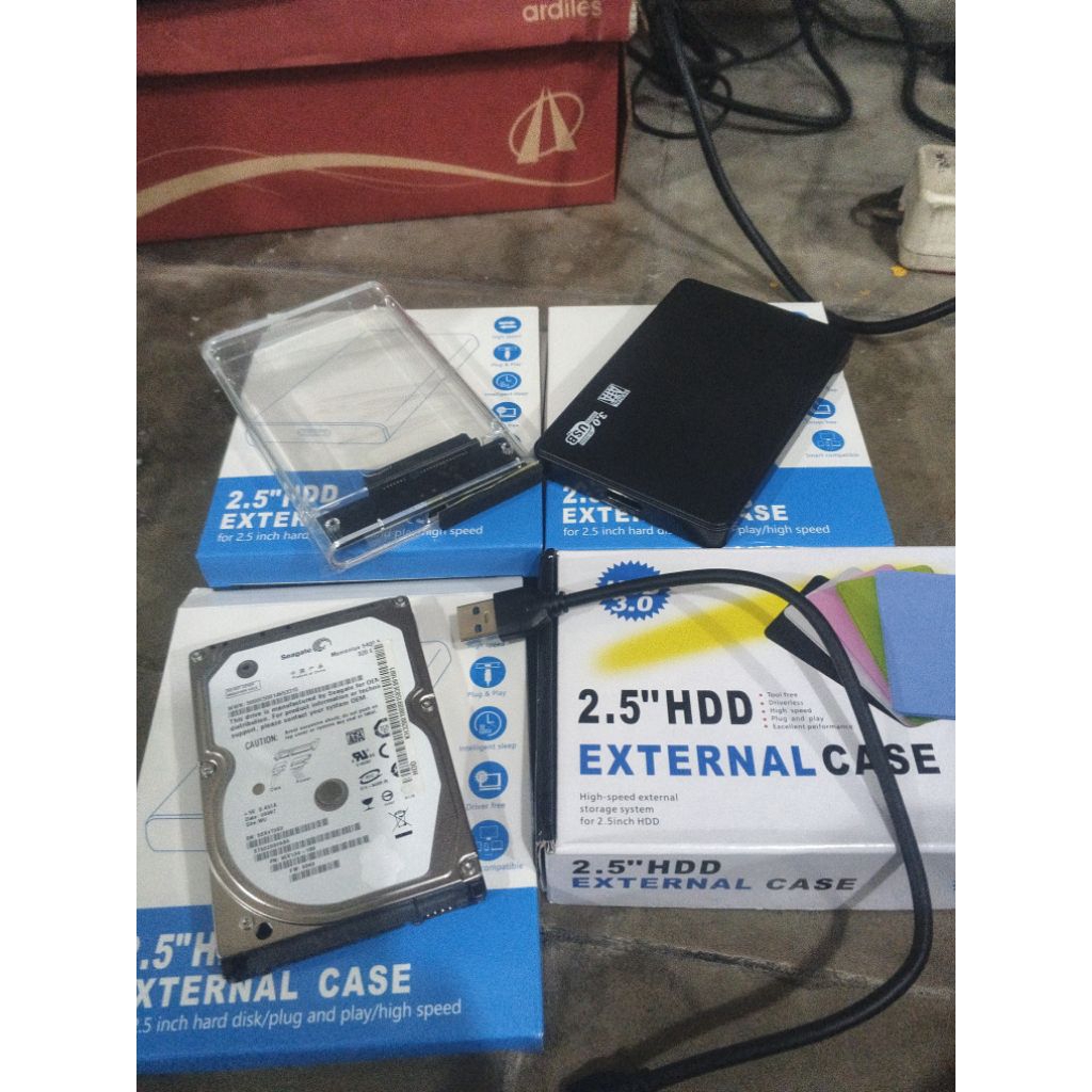 Hardisk External PS2 160gb. hardisk baru casing baru. game bisa rikuest