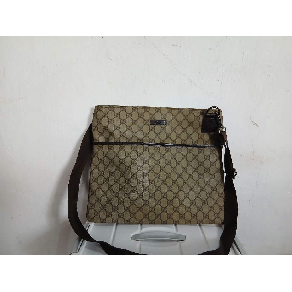 tas selempang pria cowo sling bag brand Gucci signature full kulit leather preloved