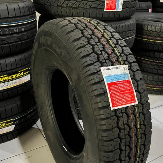 Bridgestone Dueler D689 HT Ukuran 235/75 R15 Ban Mobil