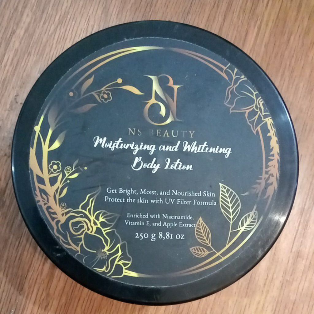 Lotion Pemutih N,S Extra Whitening 250gr - Kulit Putih, Glowing, Sehat