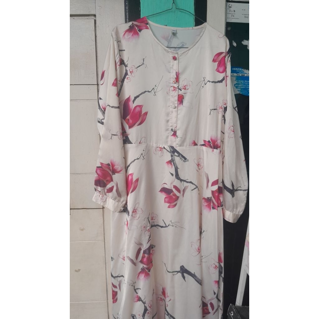 preloved dress by vanila hijab/dress/gamis muslim/dress dewasa