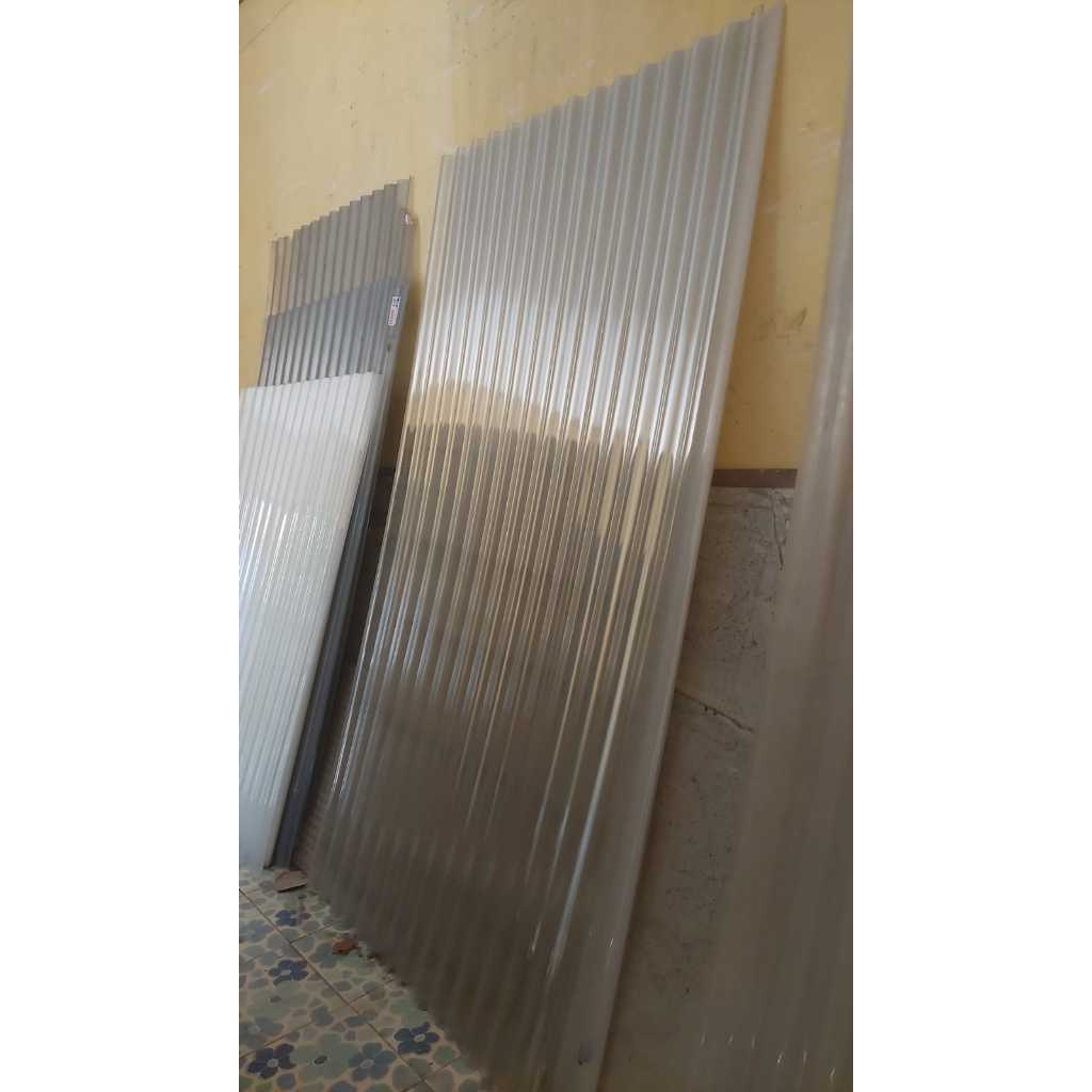 fiber gelombang untuk atap rumah transparan