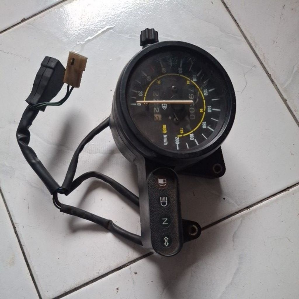spedometer aprilia rs125