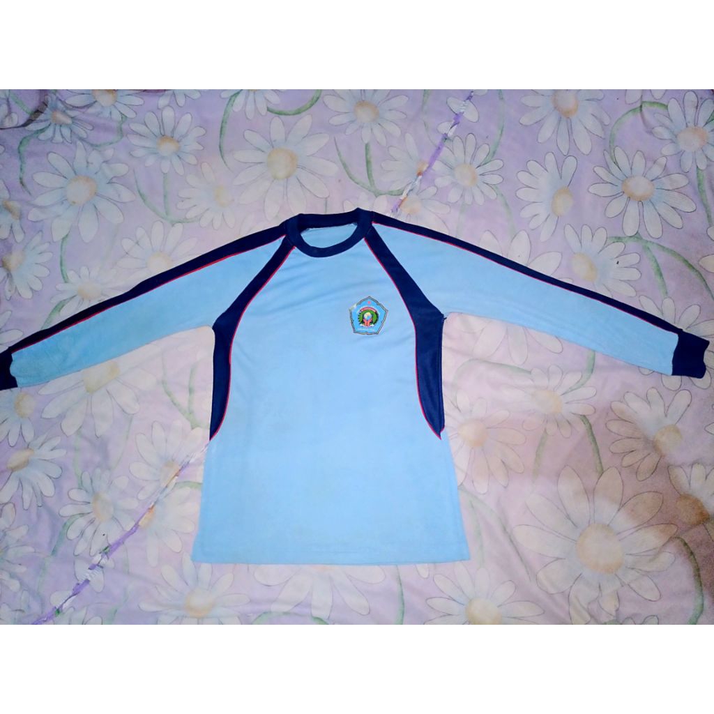 seragam olahraga smp