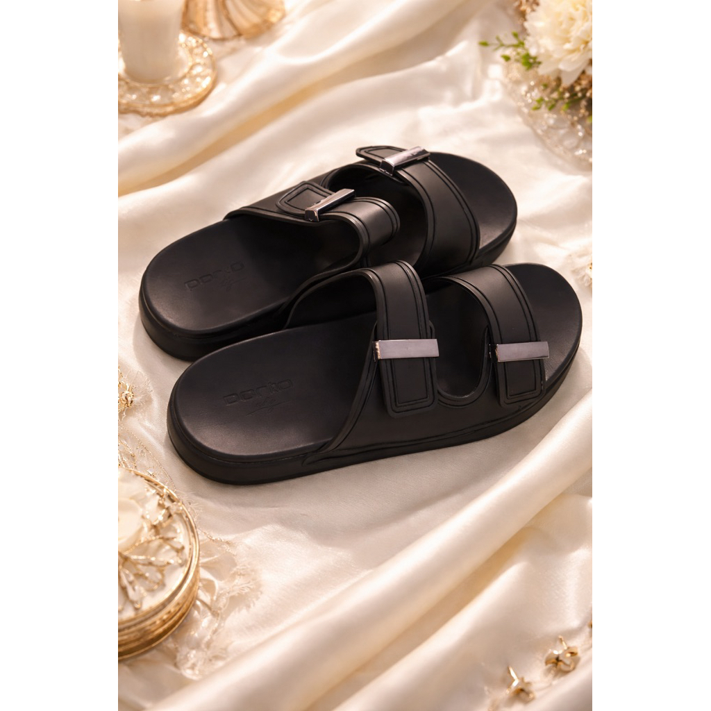 PORTO LADY Sandal Hitam dengan Desain Buckle Elegan untuk Keseharian