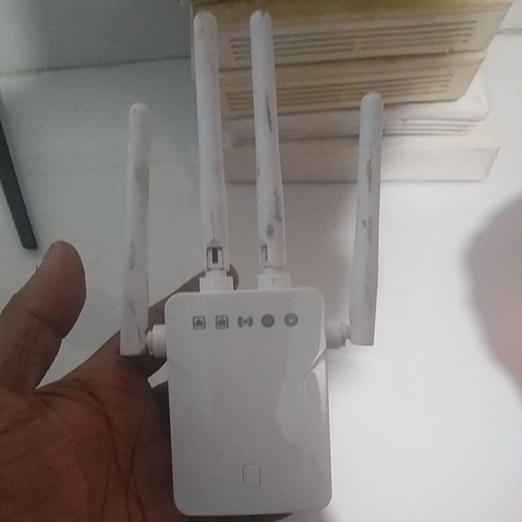 WIFI REPEATER EXtender