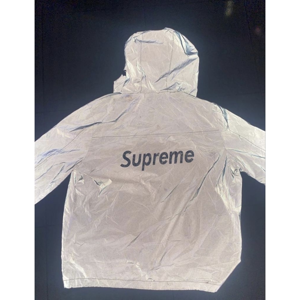 jaket supreme