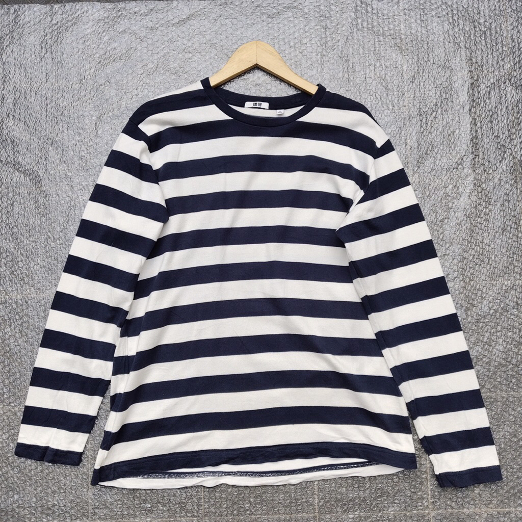 Kaos Uniqlo lengan panjang Uniqlo long Sleeve XL