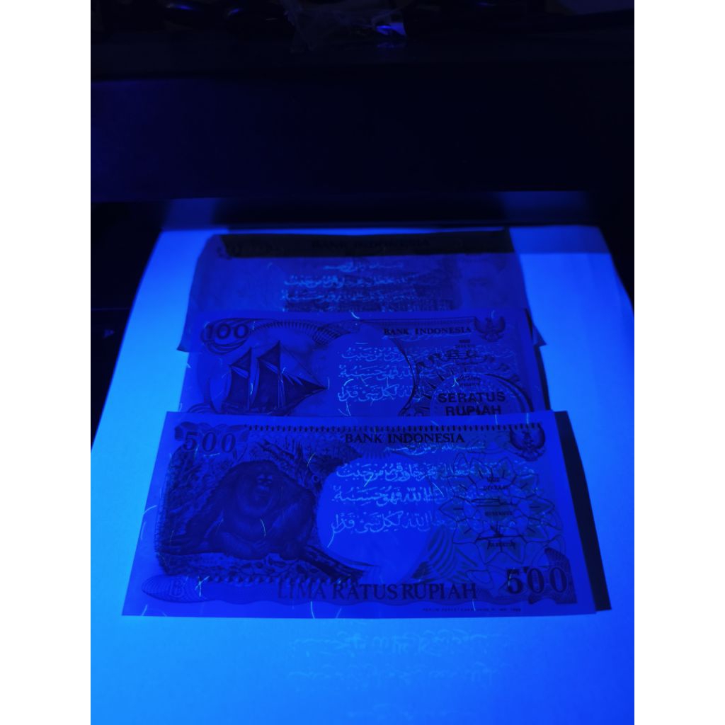 Set Uang Kuno 100, 500, 1000 Rupiah Emisi 1992 Kaligrafi Ayat 1000 Dinar