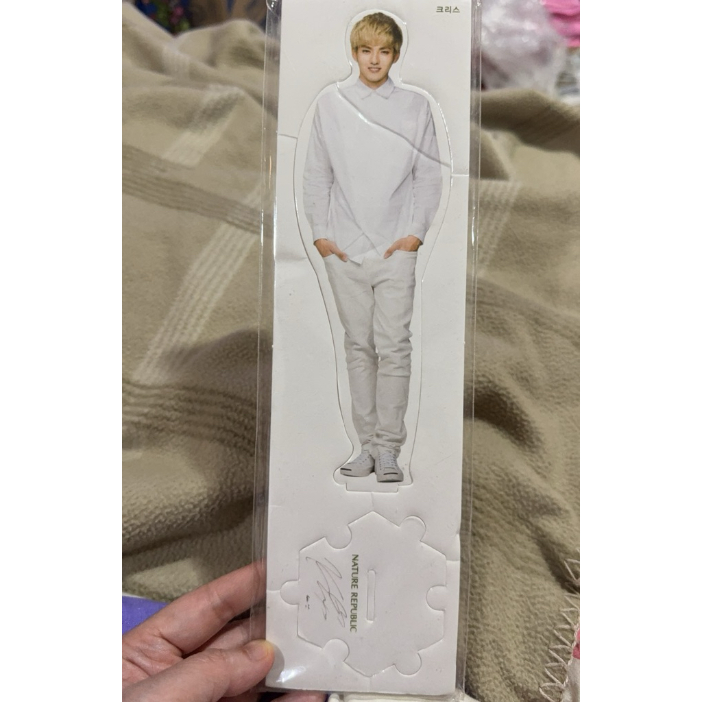 KRIS WU EXO NATURE REPUBLIC STANDEE