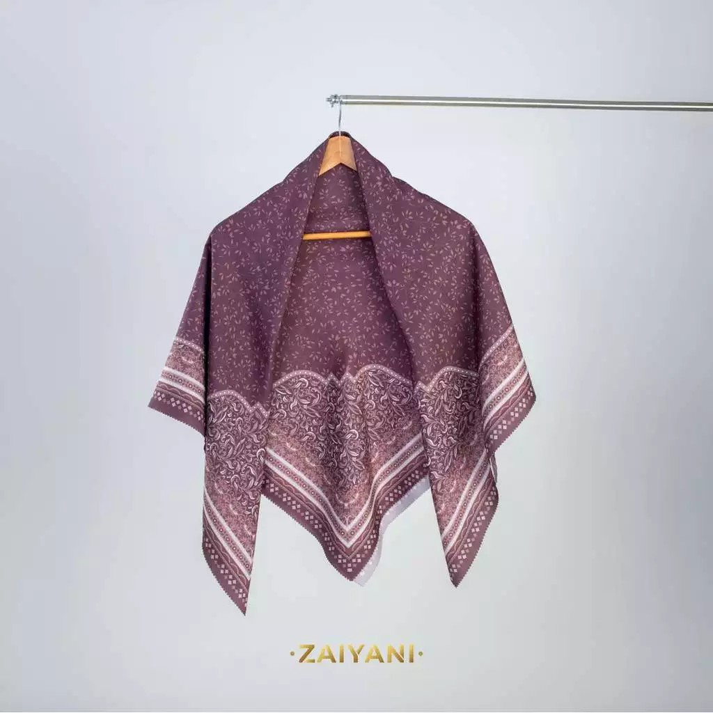 ZAIYANI - Fiora Series Scarf Segi Empat Kerudung Voal Jilbab Motif - Warna Mauve (ES)